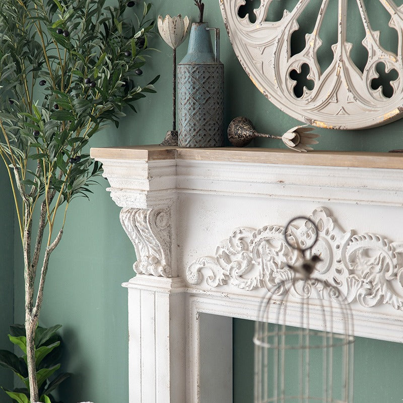 【必見】マントルピースの選び方とおしゃれなコーディネート術！